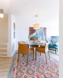 Lumina Duplex by Portugal Active
