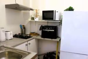 Apartment Sleeps 2 with Parking
