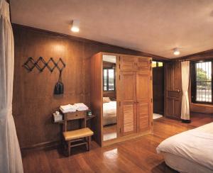 Private Thai Wooden Cabin on Rooftop with Sunset