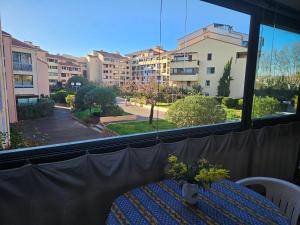 T2 avec piscine aux portes du vieux Fréjus et 5 mn de la plage