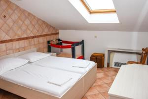Apartmani Frane
