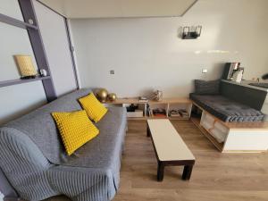 Studio Vue mer et piscine, wifi, climatisation, parking Résidence Cap corniche