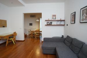 Manzoni House