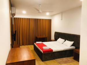 REEF VIEW Beach Hotel