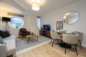 Urban Retreat - Stylish One-Bedroom Apartment