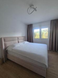 Sutomore lux apartman seaview
