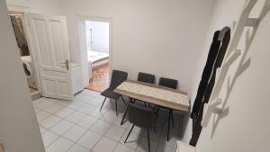M Apartment