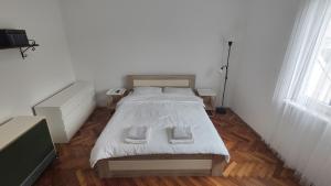 M Apartment