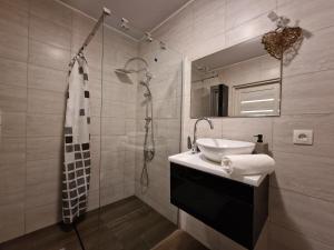 Apartmament z ogródkiem