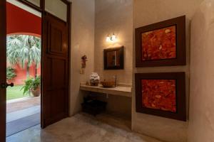 Family 3 bdrm Hacienda House in Centro