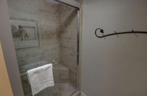 Saints John 2526 by SummitCove Lodging