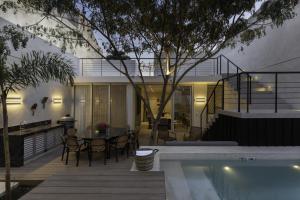 Casa Naranjas Design home with Pool and Jacuzzi