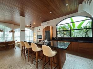 Private Pool Villa with Fast WiFi