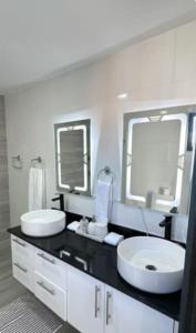 Lux 2 Story 3BR Villa, Private Pool
