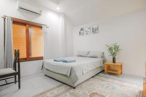 Entire Private House 2BR Heart of Thong Sala