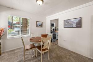 Big Bear 4 Seasons - Pet Friendly, Fenced Yard, Barbecue, Walk to Lake