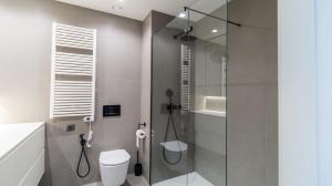 Premium Flat, Balcony, Metro, Porto Business School