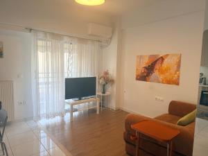 Piraeus new hotel