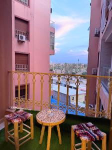 Superbe Studio Cosy avec Piscine ,Balcon