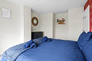Great Sutton House Perfect for Contractors