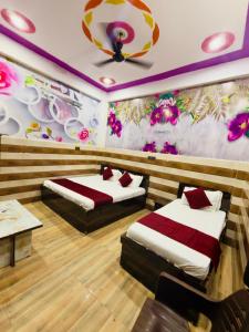 K D Dham Hotel- Near Prem Mandir & Iskcon Temple Vrindavan
