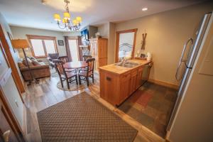Red Hawk Lodge 2281 by SummitCove Lodging in Colorado
