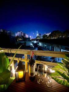 Là Homestay 100 Tran Hung Dao District 1 - Near Bui Vien Walking St