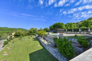 Villa Nori, a fantastic pool villa with a view
