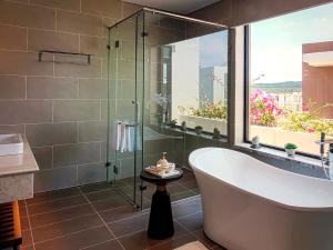 The Aqua Studios Bayview