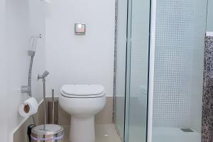 Luxuoso e aconchegante loft em Copacabana a 500m da praia
