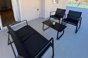 Destino Sunlit Haven - Penthouse & Big Terrace - Near Metro - Fast Fiber WiFi