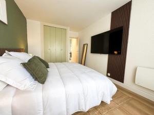 King Size 180x200 - Air Conditioning - Modern