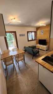 Bel appartement neuf cosy, Le Cernix, 2 chambres