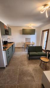 Bel appartement neuf cosy, Le Cernix, 2 chambres