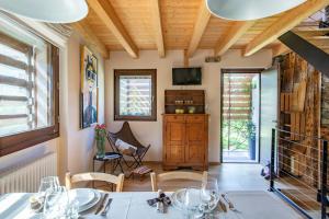 Casa Anita Lake Colico
