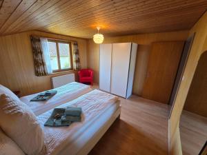 Swiss Chalet direkt am Thunersee