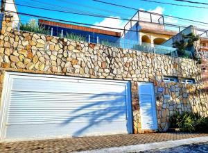 Casa Áurea! A 100 metros da areia de Ponta Negra, com vista deslumbrante do mar