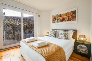Magnolia 4 Luxury with AC Metro Downtown Porto