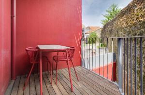 Magnolia 4 Luxury with AC Metro Downtown Porto