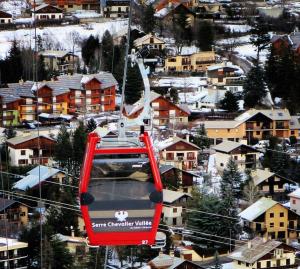 Studio Praloup 1600, Proches des pistes & commerces