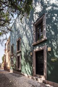 PANORAMA DE LA PARROQUIA Amazing Sunsets! Triplex 4BR Centro Home with Rooftop Parroquia Views