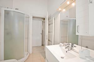 Sara’s Garden Home - Happy Rentals