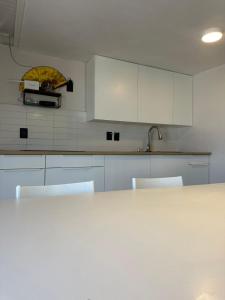 Casa Elisa - Departamento de 2 habitaciones a un lado al expiatorio
