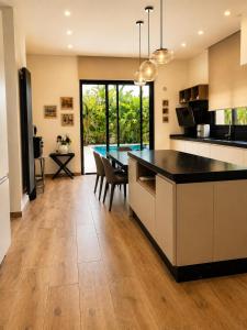 Suite Premium Villa 500m2 avec Piscine La Marsa