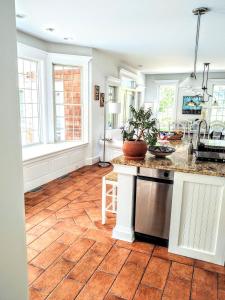 Shelter Island Spacious Family Home
