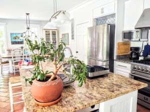Shelter Island Spacious Family Home