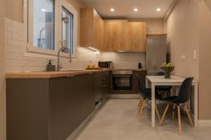 Elegant Suite - Marina Zeas