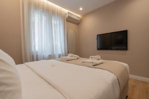 Elegant Suite - Marina Zeas