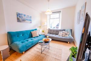 Spacious 2 Bed House Games Room & Smart TV