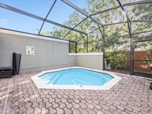 Sunny Poolside Escape